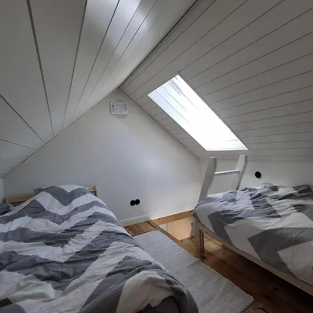 Charming Flat In A Historic Nomme *